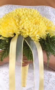 Тонкости оформления свадебного букета из хризантем