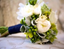 Бело-зеленый букет невесты: фото и идеи оформления