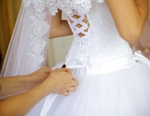 Как зашнуровать корсет на свадебном платье