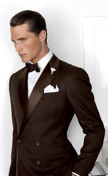 Как выбрать элегантный коричневый костюм для жениха