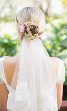 Выбираем украшения  для волос невесты