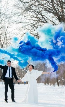 Цветной дым для свадебной фотосессии