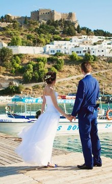 Проведение свадьбы на берегу моря: плюсы и минусы
