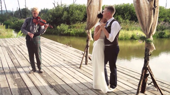 свадьба на озере